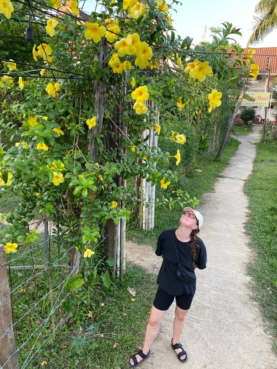 Vang Vieng, iiri disko, laguun ja paramootor